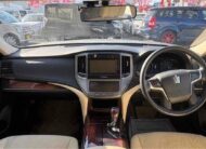 2013 TOYOTA CROWN HYBRID