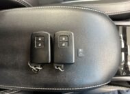 2017 TOYOTA HARRIER ★Rear camera★Power seat★2 Smart keys★Anti-skid device★Alloy wheel★Fog light★Side visor