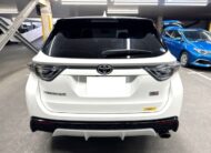 2017 TOYOTA HARRIER ★Rear camera★Power seat★2 Smart keys★Anti-skid device★Alloy wheel★Fog light★Side visor