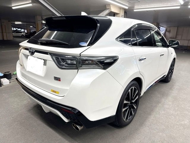 2017 TOYOTA HARRIER ★Rear camera★Power seat★2 Smart keys★Anti-skid device★Alloy wheel★Fog light★Side visor