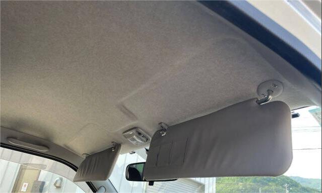 2011 TOYOTA HIACE VAN