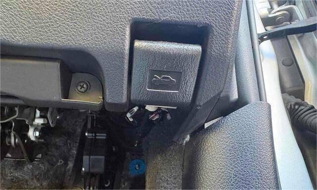 2013 TOYOTA CROWN HYBRID