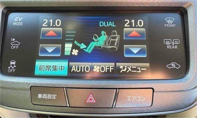 2013 TOYOTA CROWN HYBRID