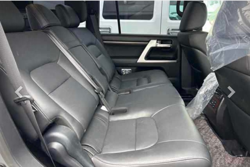 2017 toyota Land Cruiser