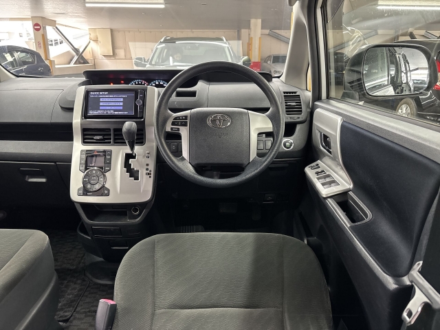 2011 Toyota Noah ★X SMART EDITION★CD★DVD★Bluetooth