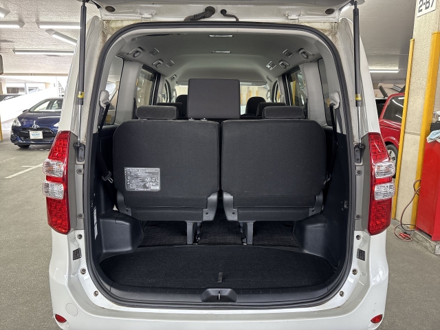 2011 Toyota Noah ★X SMART EDITION★CD★DVD★Bluetooth