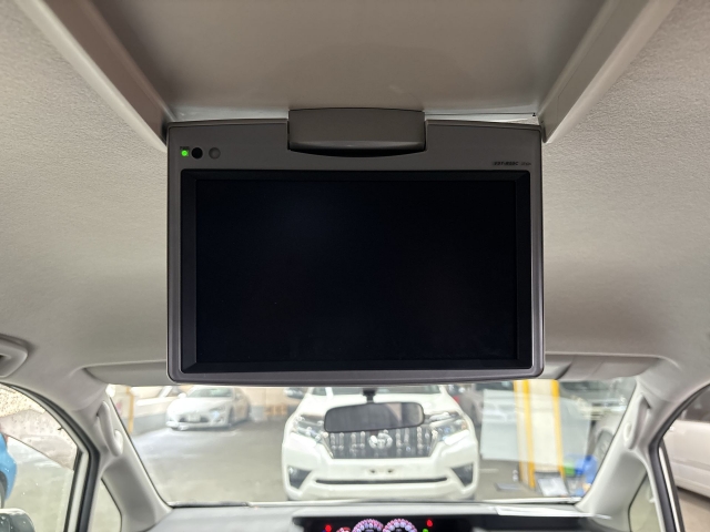 Toyota Noah ★SI REISH★CD★DVD★Flip down monitor