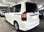 Toyota Noah ★SI REISH★CD★DVD★Flip down monitor