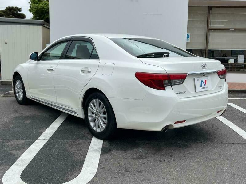 2012 TOYOTA MARK X GRX135