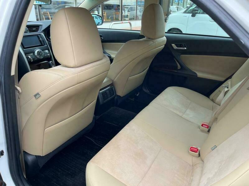 2012 TOYOTA MARK X GRX135