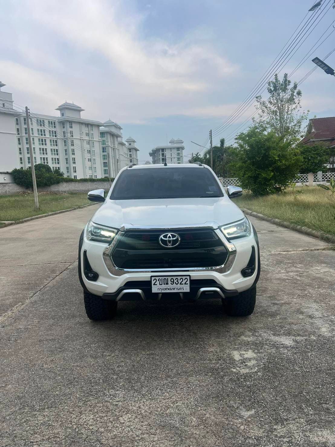 2021 TOYOTA HILUX REVO 2.8CC