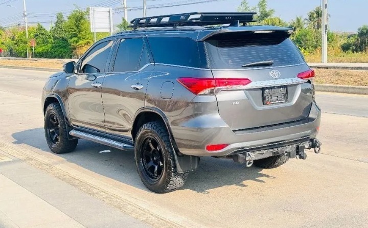 2018 toyota Fortuner
