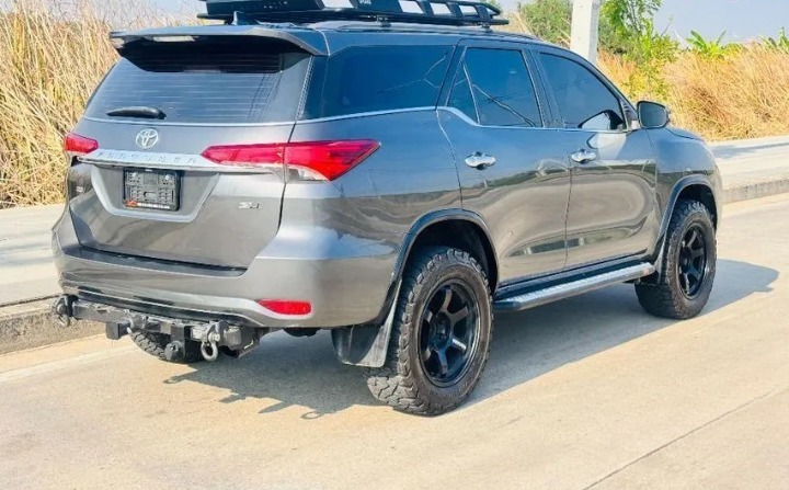 2018 toyota Fortuner